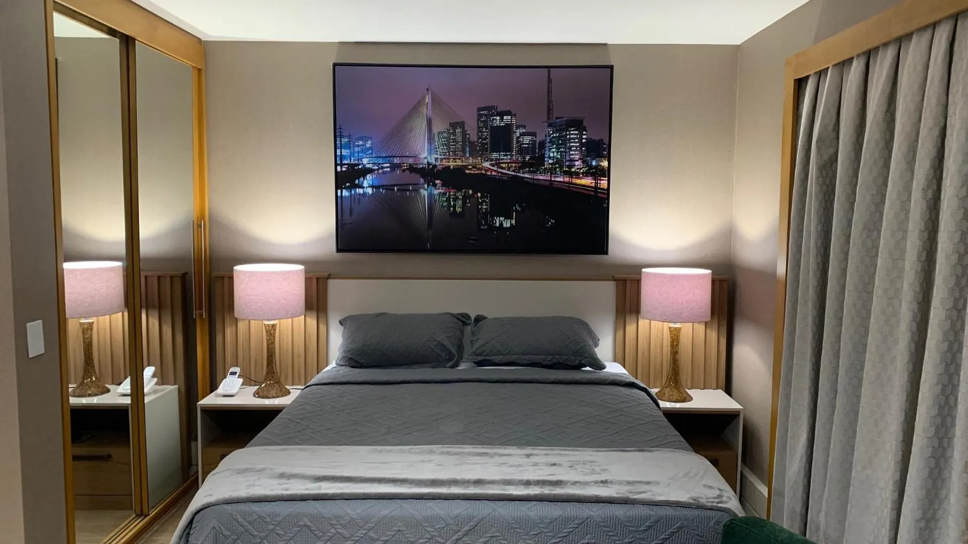 Flat Particular Com Servico De Hotel + Sofa-Cama! Sao Paulo